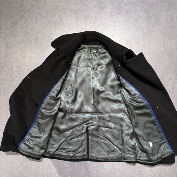 Vintage(ish) 2008 J Crew Women’s Wool Pea Coat - Picture 3 of 3